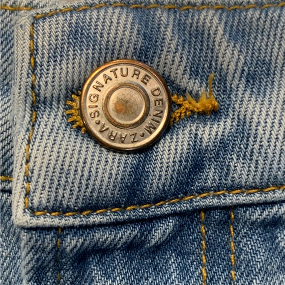 Zara Distressed High Waisted Zip Fly Denim Shorts Size 6 - Picture 11 of 11